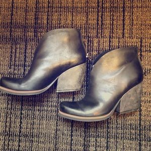 Korma Shamira bootie